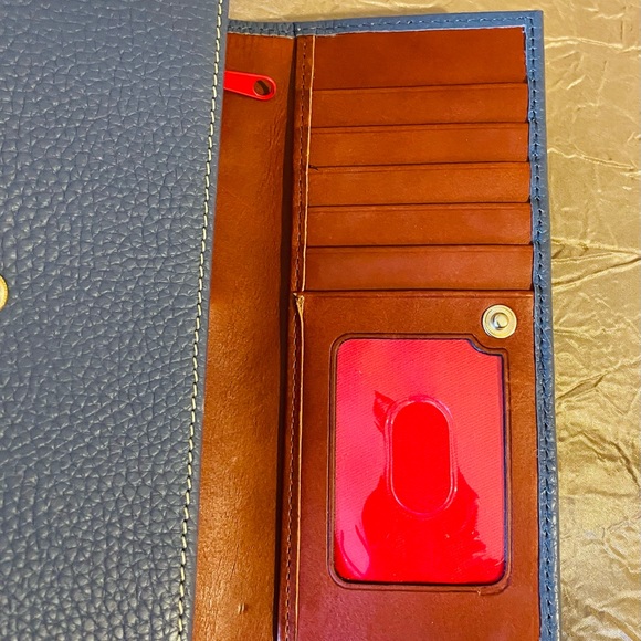 Dooney and Bourke pebble grain continental clutch billfold wallet - Picture 5 of 6